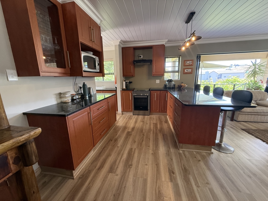 4 Bedroom Property for Sale in Monte Christo Western Cape